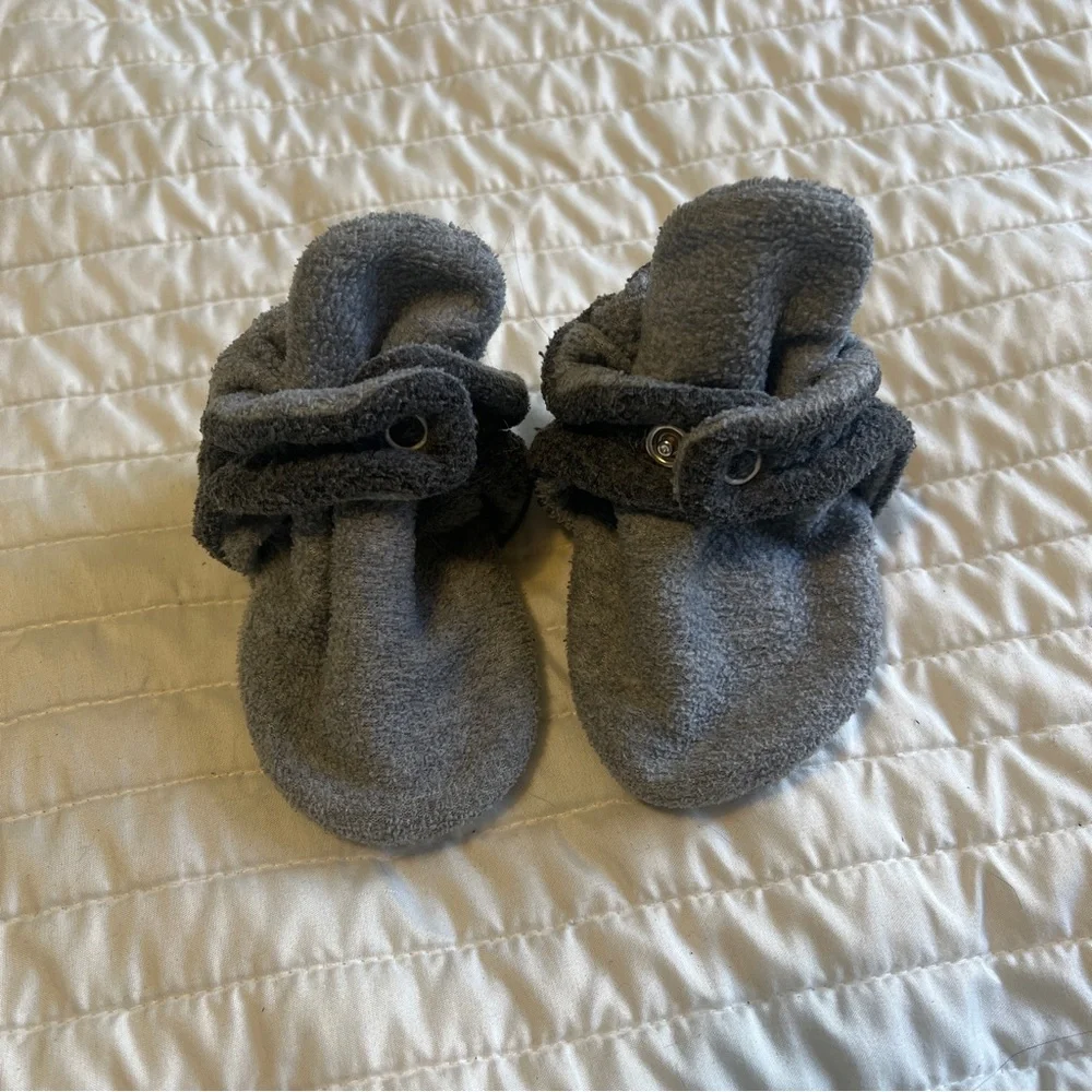 Zutano Cozie Fleece Baby Booties with Grippers